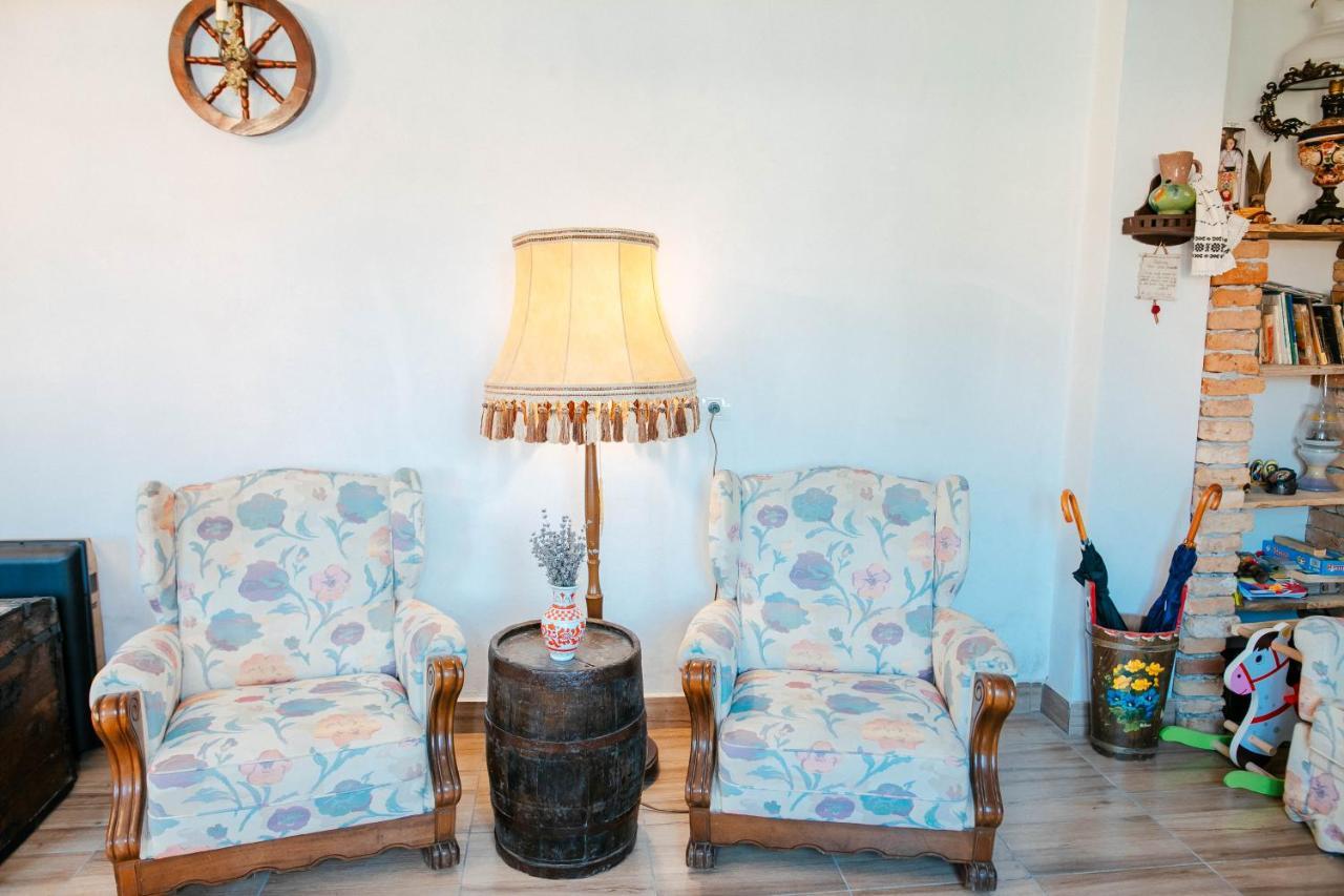 Barcut Casa Pe Valea Hartibaciuluiゲストハウス エクステリア 写真