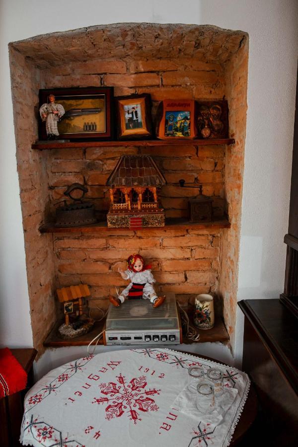 Barcut Casa Pe Valea Hartibaciuluiゲストハウス エクステリア 写真